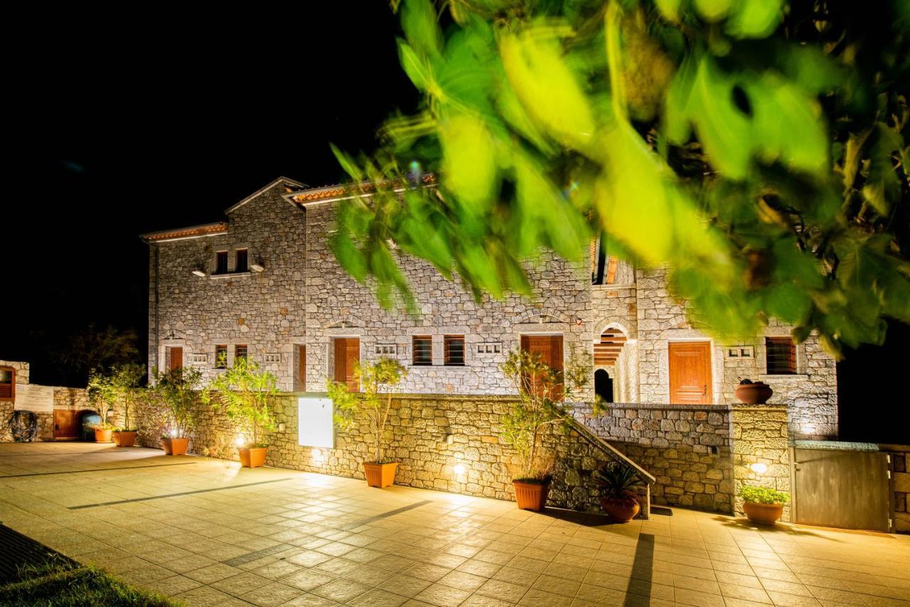 Mani Houses Selinitsa Art Koloveas Agios Nikolaos  Bagian luar foto