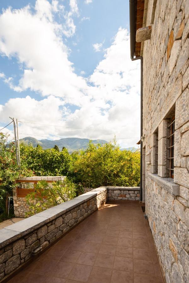 Mani Houses Selinitsa Art Koloveas Agios Nikolaos  Bagian luar foto