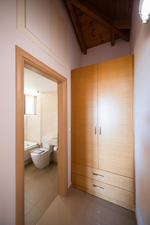 Mani Houses Selinitsa Art Koloveas Agios Nikolaos  Bagian luar foto